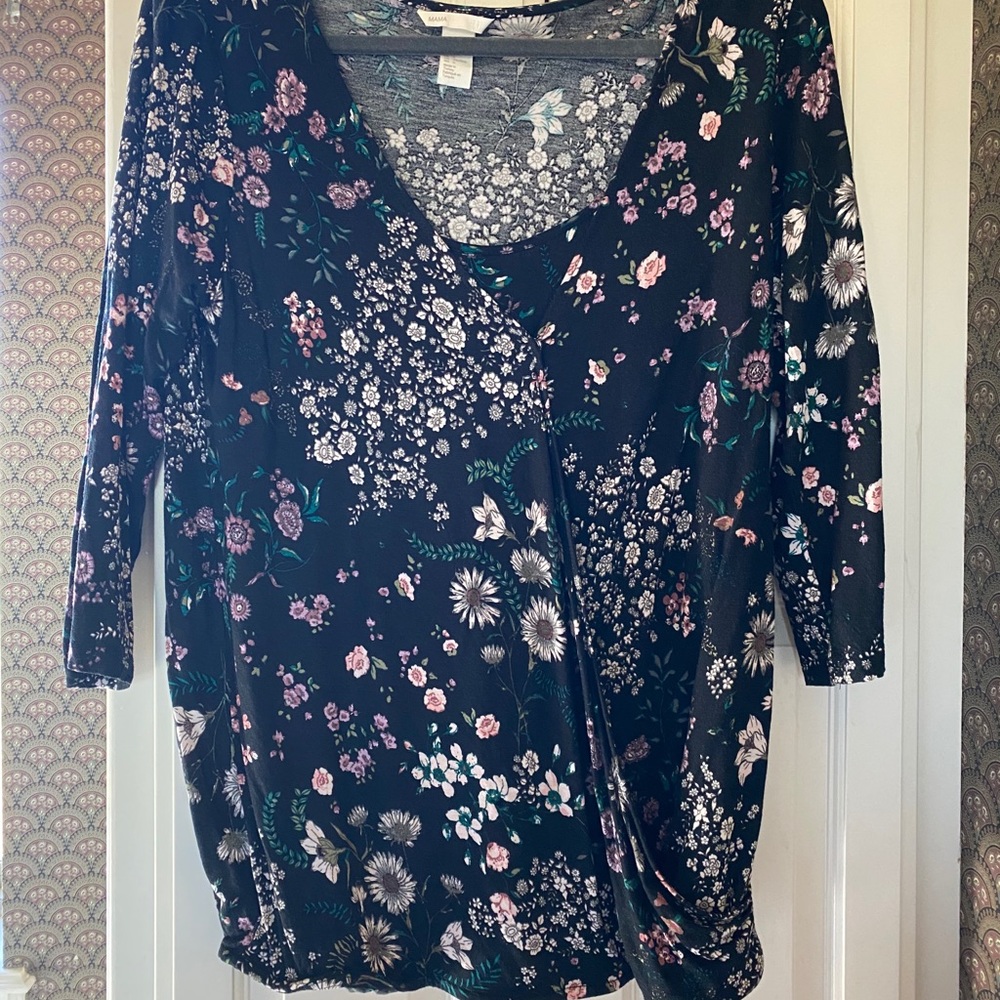 H&M nursing top